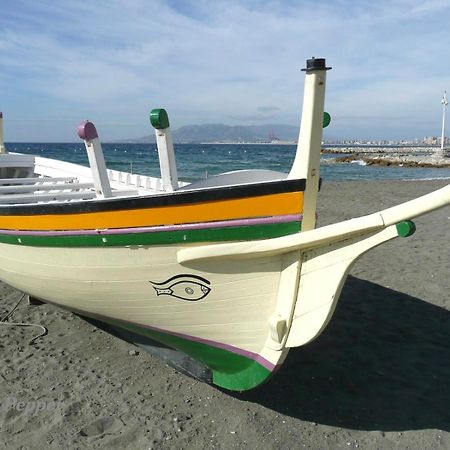 Loft Chimenea Beach Malaga Bagian luar foto